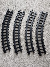 4 Lemax Curved Plastic Train