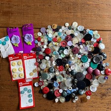 Vintage Assorted Buttons Baby Buttons Job Lot Mixed Sizes Colours Approx 250g