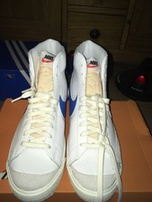 nike blazer mid 77 trainers in