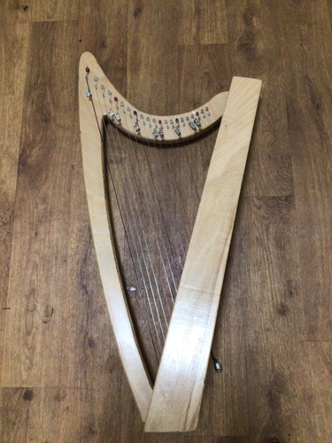 String derwent harp - 21-string,