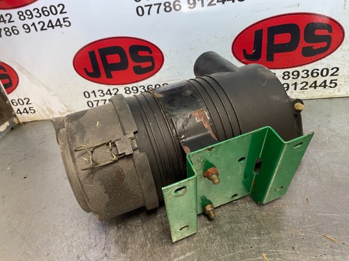 Plastic donaldson air filter