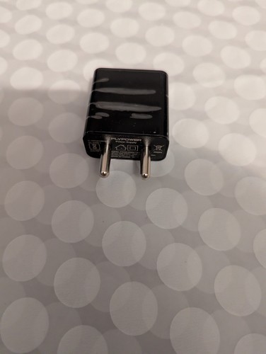 Usb input round pin plug - input,