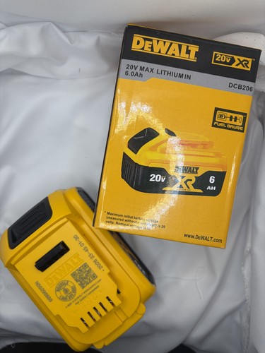 Dewalt dcb206 20v - dewalt, max
