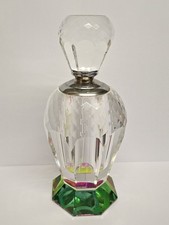 LARGE FACETED CUT CRYSTAL VINTAGE DRESSING TABLE PERFUME BOTTLE WITH APPLICATOR.