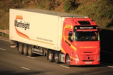 TRUCKINGIMAGES TRUCK PHOTOS - VOLVO AERO TRUCKS SET 2 - 250 LISTED