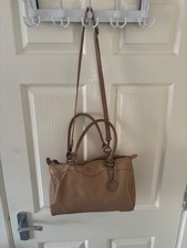 GIGI leather handbag