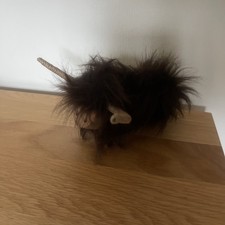 Scottish HIGHLAND CATTLE Brown