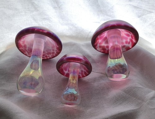 Iridescent heron glass - iridescent,