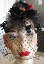 VINTAGE 1940s FLORAL NETTING HAT