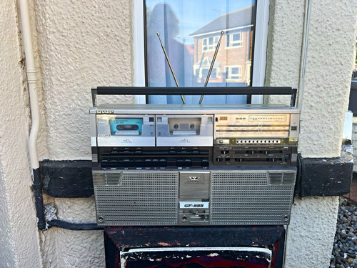 Sharp 555 silver - sharp,