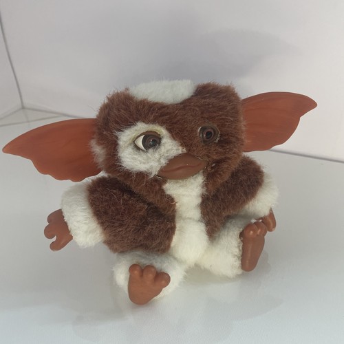 Neca official gremlins - neca, gizmo