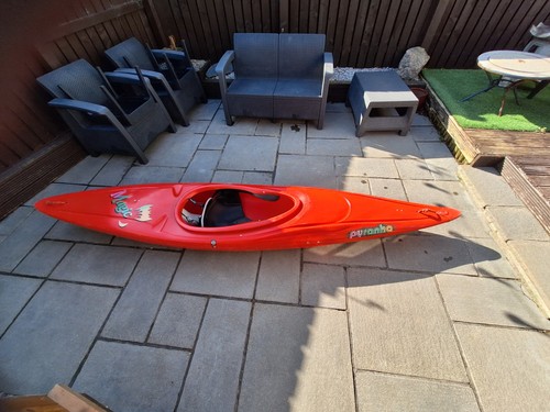 Pyranah magic bat single kayak - pyranah,