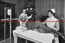 F001673 X ray room for ring worm Woolwich School Treatment Centre London 1914