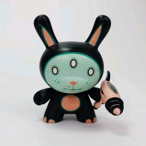 Kidrobot tara mcpherson alien - kidrobot:,