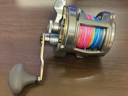 Shimano tyrnos reel right - 20,