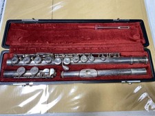 YAMAHA YFL-211S Concert Flute