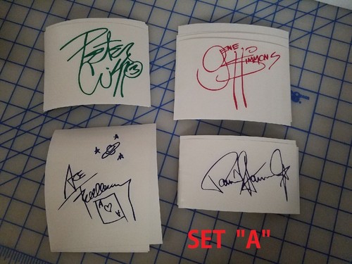 Kiss autographed vinyl - 4,