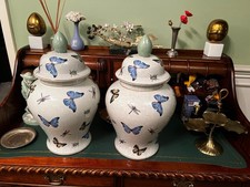 A pair of Ginger/Temple jars
