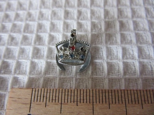 British home front royal - front, crown