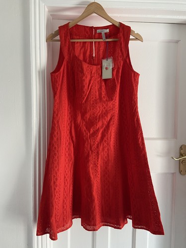 Pepperberry flared hem - hem, dress