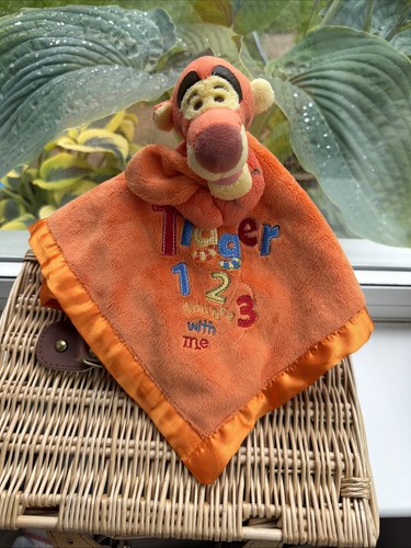 Disney store tigger 123 - disney,