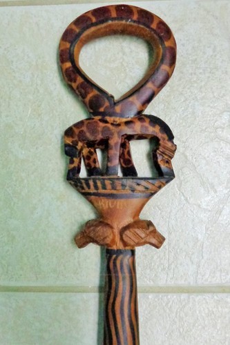 Rare pre owned unique wooden - unique,