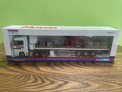 Corgi tri axle flatbed - corgi,