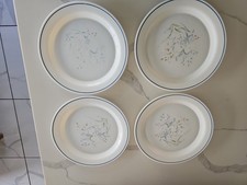 White Faded Floral Dinner