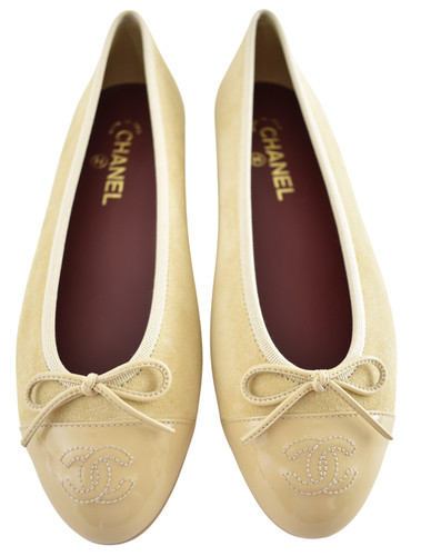 Chanel 26a beige suede - chanel,