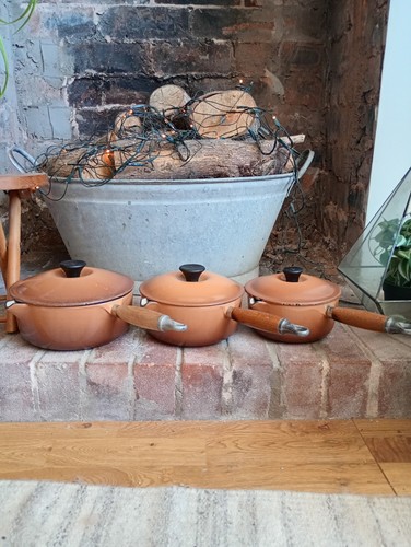 Creuset cast iron - creuset,