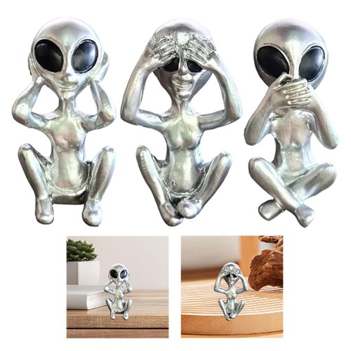 Alien statue small - statue,