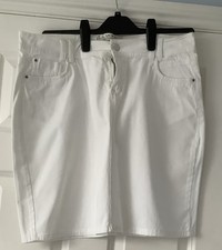 Women’s White Denim Short