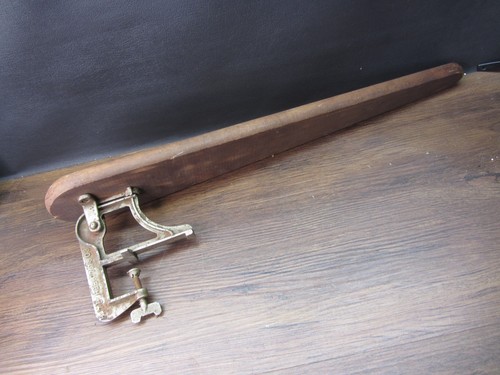 Read antique table - fold, /