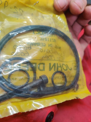 John deere re70821 - deere, charge