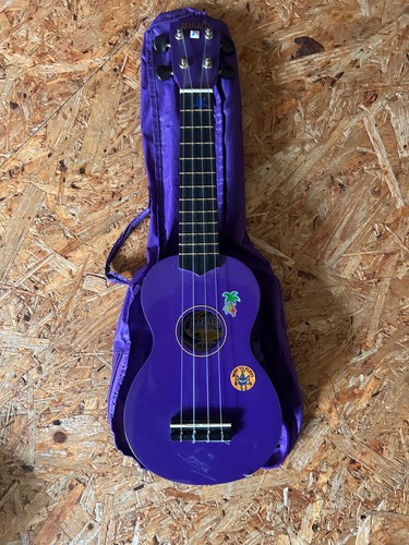 Ukulele used - ukulele,