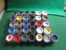 31 X HUMBROL MODEL PAINTS (LOT R3)