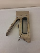 Rapid R14 PRO Heavy Duty Hand Tacker Staple Gun - Takes 140 Staples 6mm & 8mm