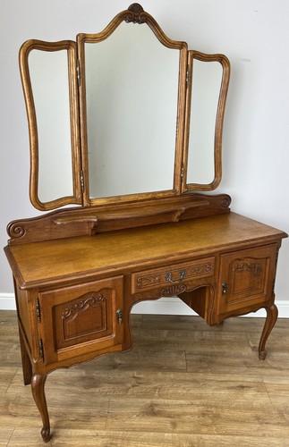 Dressing table with mirror - dressing,