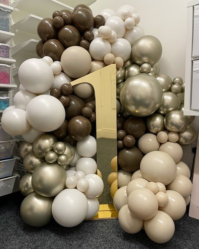 4ft large free standing - large, number