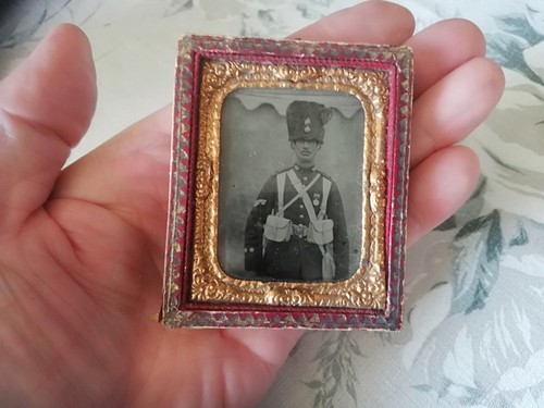 Mid 19th century ambrotype - mid,