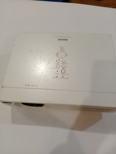 Sanyo plc xu106 projector - sanyo,