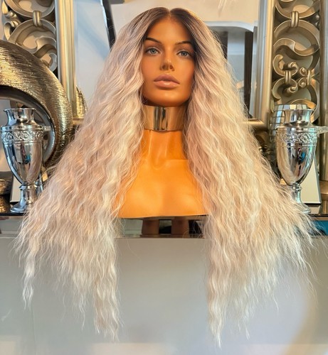 Platinum ash blonde - blonde, front