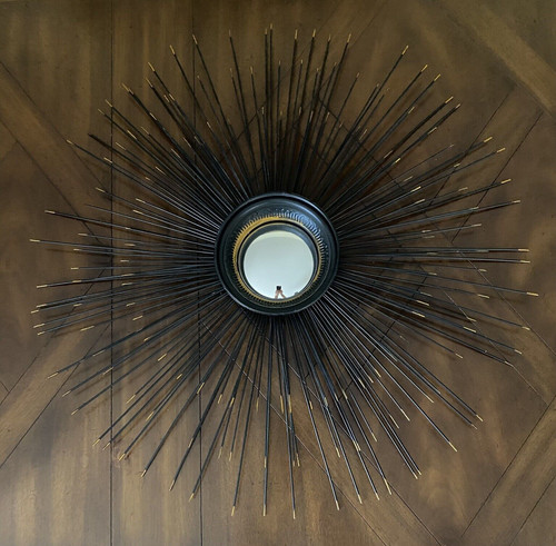Large metal starburst - large, 28''