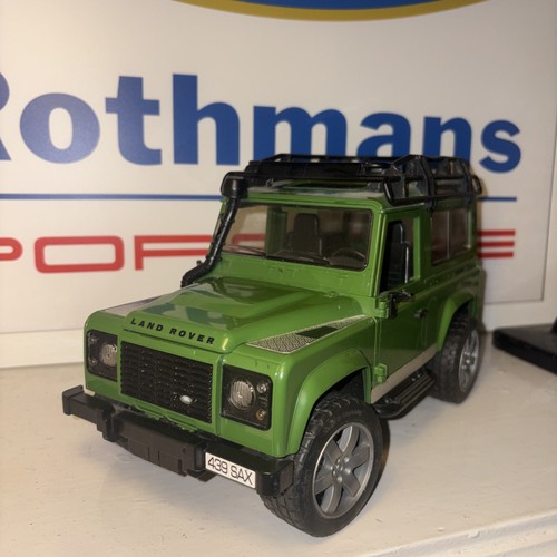 Bruder land rover defender - land,