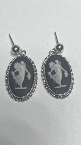 Wedgwood black jasperware - wedgwood,