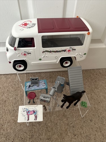 Schleich mobile horse - mobile, vet