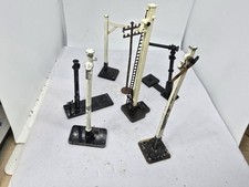 OO SCALE ASSORTED DIECAST AND PLASTIC SIGNAL AND WATER COLUMNS  TRIANG AND HORNB