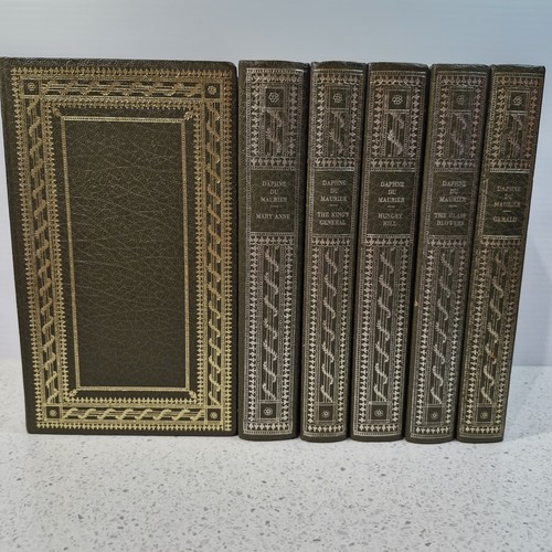 Daphne maurier novel - du,