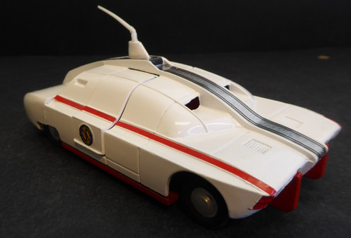Dinky toys 105 captain - dinky,