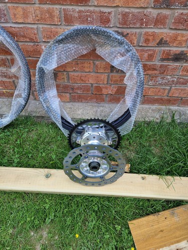 Yamaha 250cc wheel rims - yamaha,